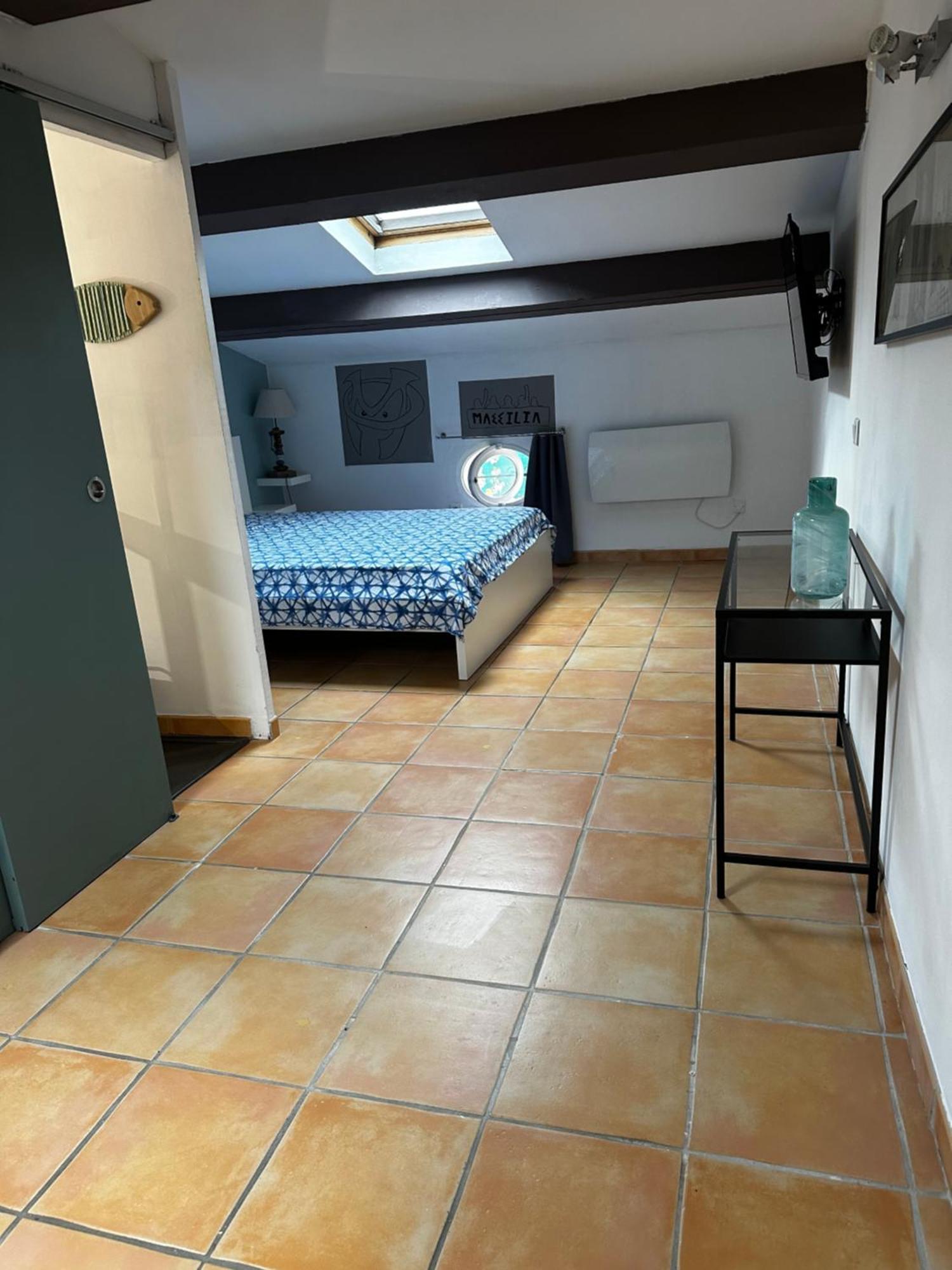 Plan De Cuques T2 Hotel Exterior photo