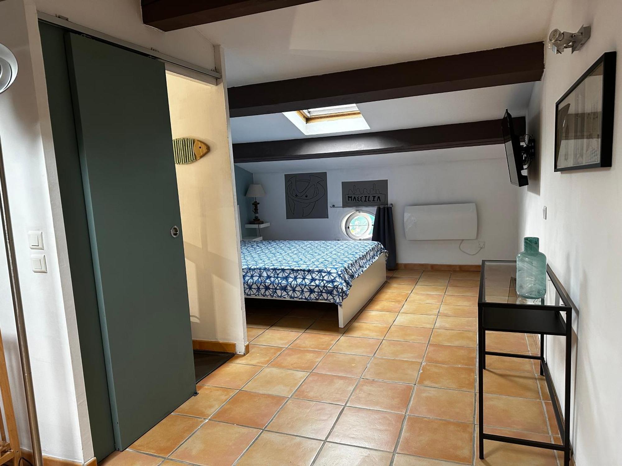 Plan De Cuques T2 Hotel Exterior photo
